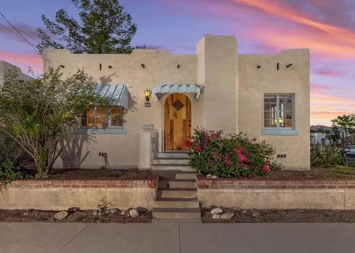 3 Blocks From U Of A And 4th Ave, Cozy, 1 Bedroom 1 Ba